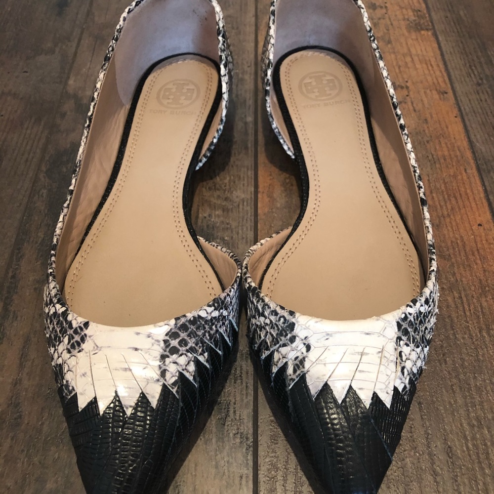 Tory Burch leather snakeskin print flats.Size 8